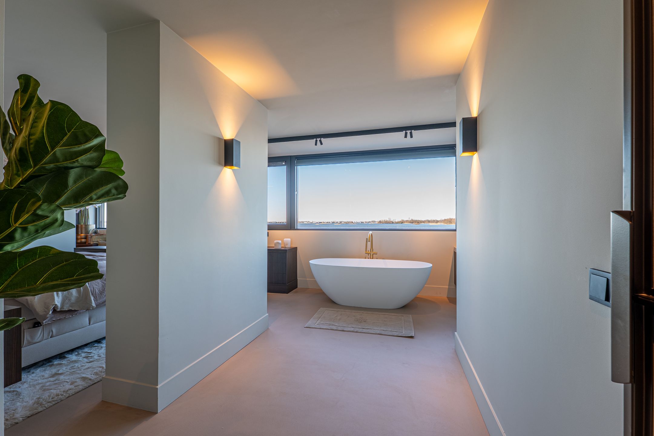 Photo 36 of Nieuw-Loosdrechtsedijk 232