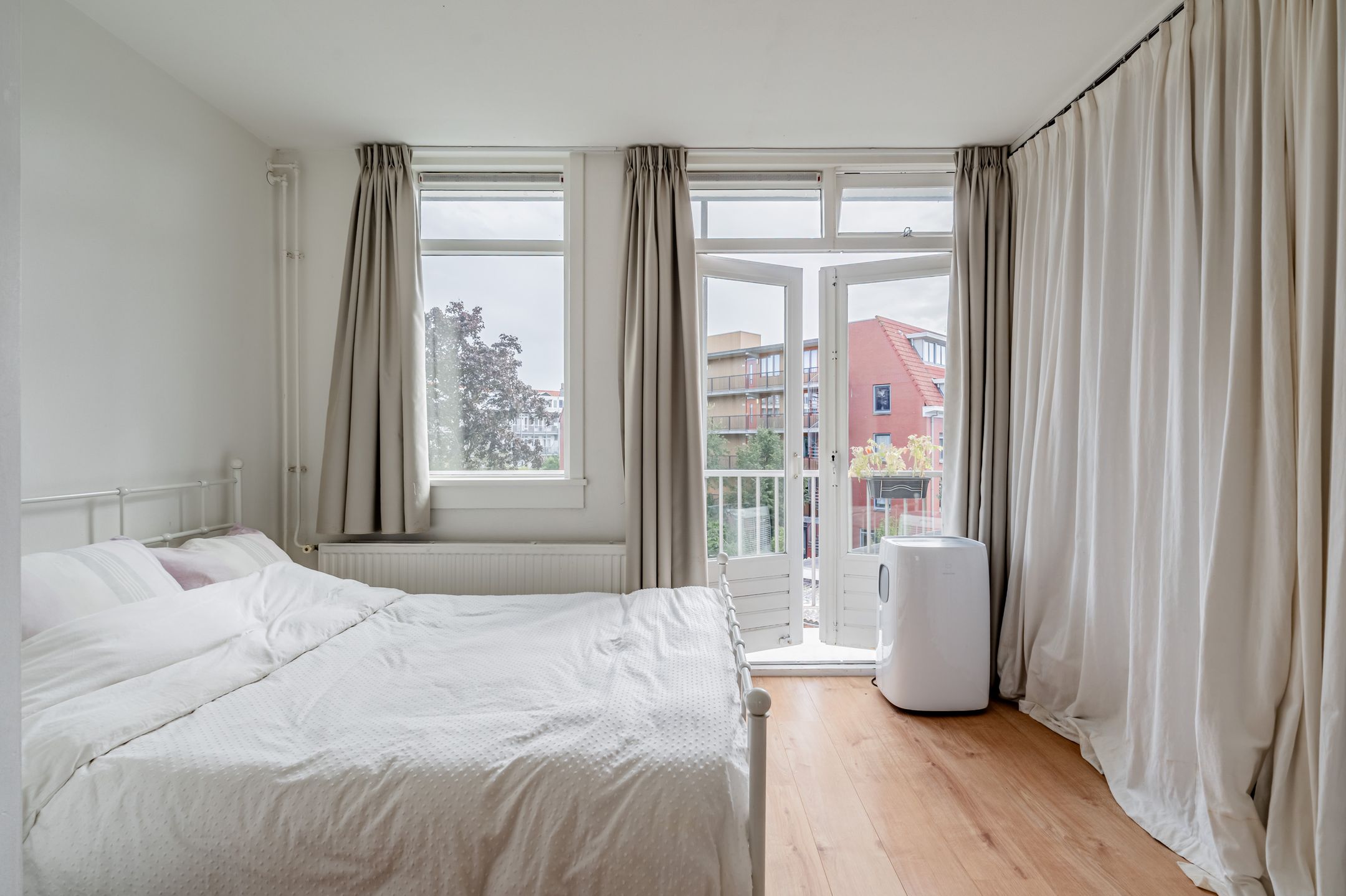 Foto 12 van Bos en Lommerweg 105-2