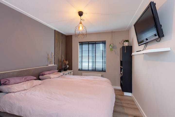 Photo 17 of Dumasweg 33-E