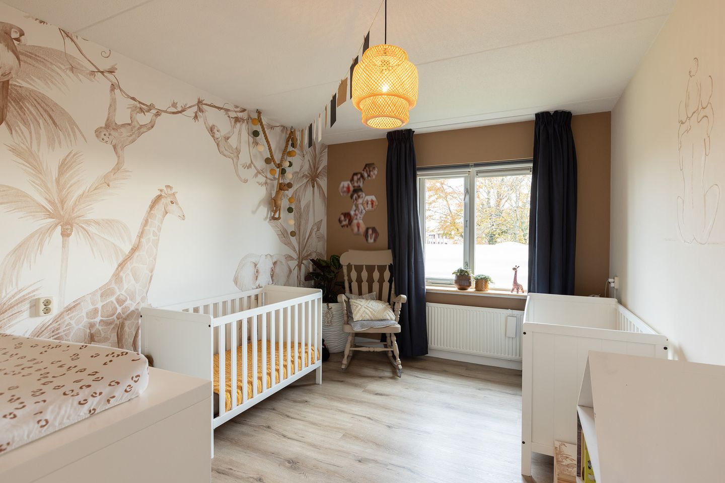 Photo 20 of Dumasweg 33-E