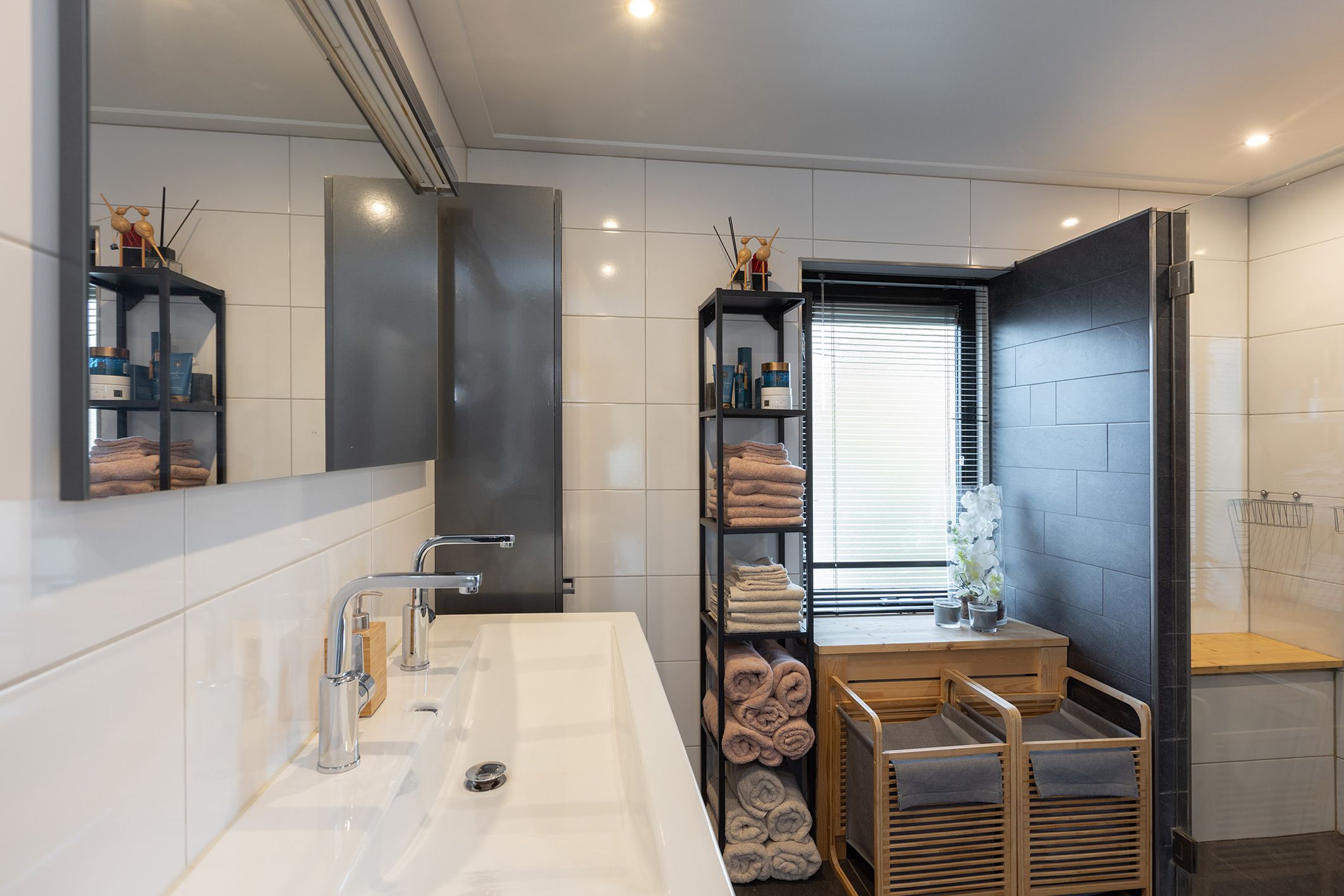 Photo 24 of Dumasweg 33-E