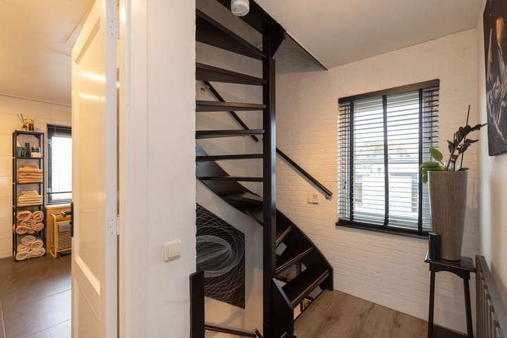 Photo 29 of Dumasweg 33-E