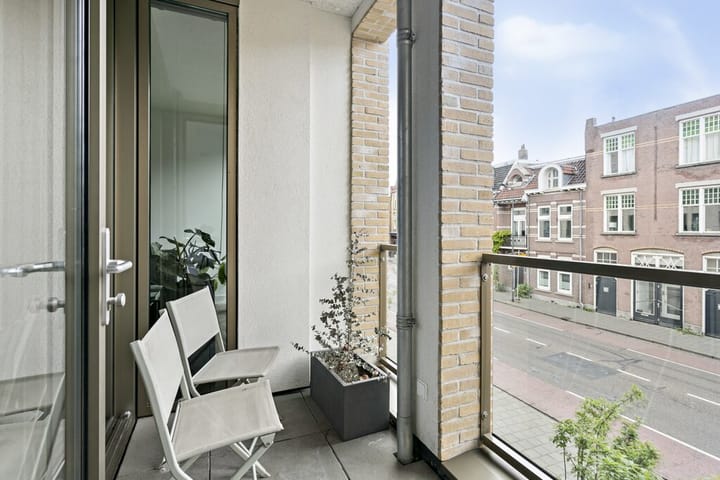 Photo 7 of Emmaplein 39