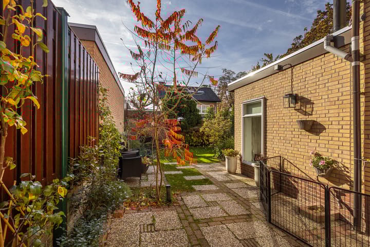 Photo 38 of Pastoor Kengenstraat 2