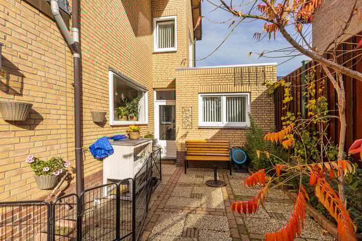 Photo 39 of Pastoor Kengenstraat 2