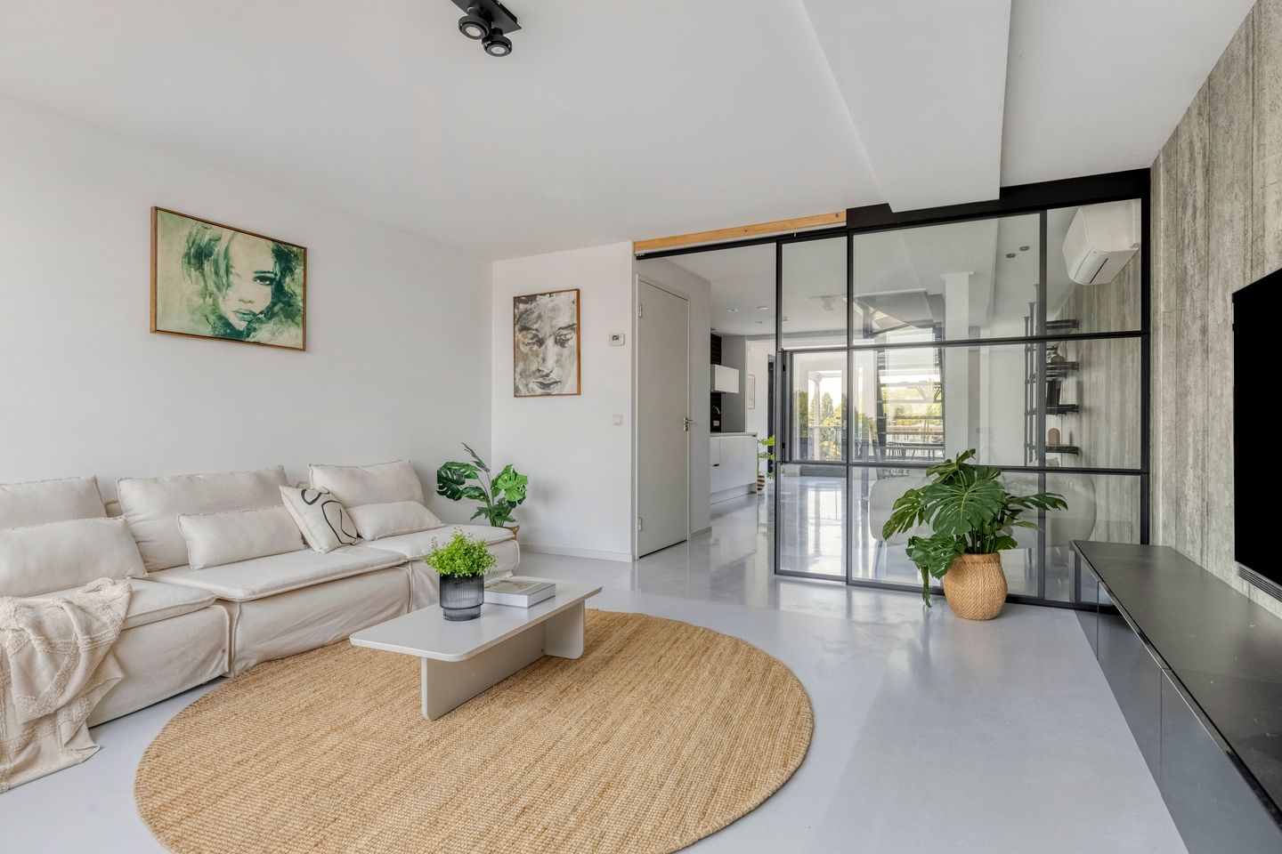 Photo 4 of Nieuwpoortstraat 86-D1