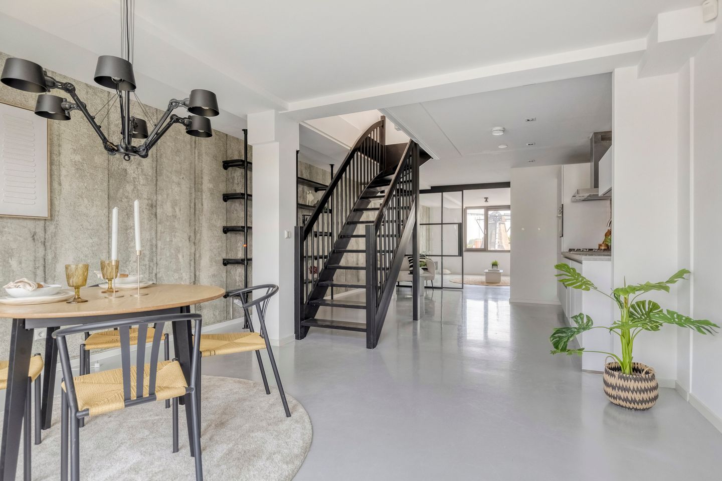 Photo 10 of Nieuwpoortstraat 86-D1