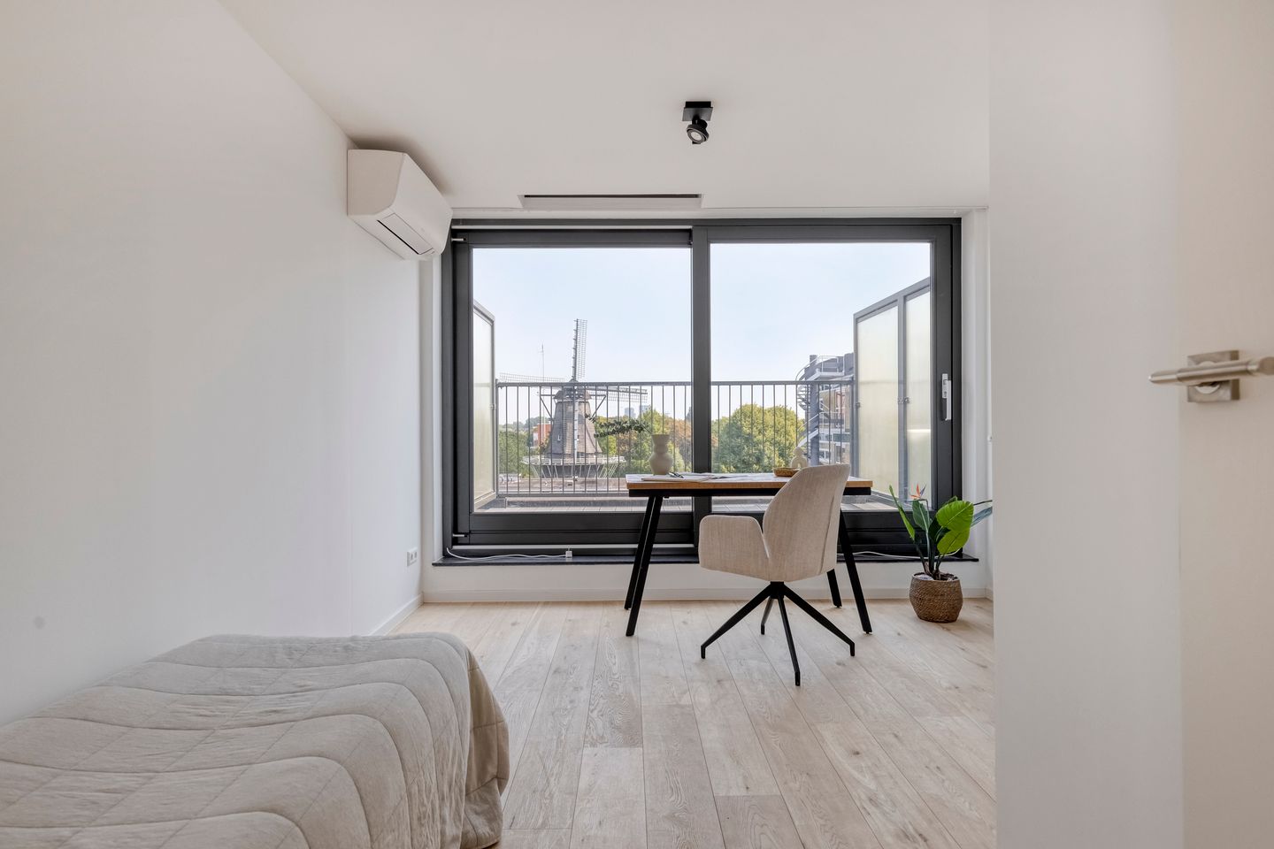 Photo 25 of Nieuwpoortstraat 86-D1