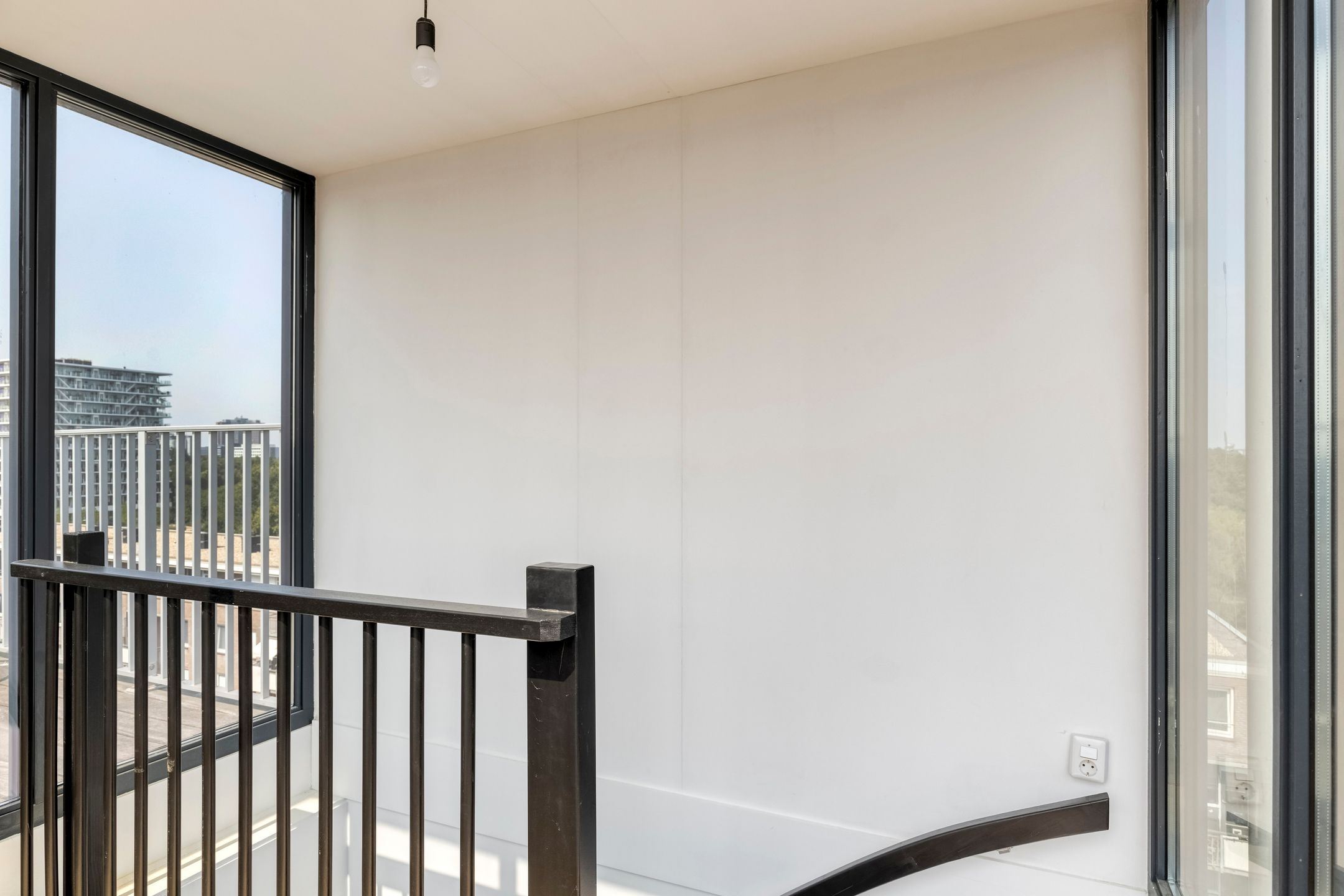 Photo 30 of Nieuwpoortstraat 86-D1