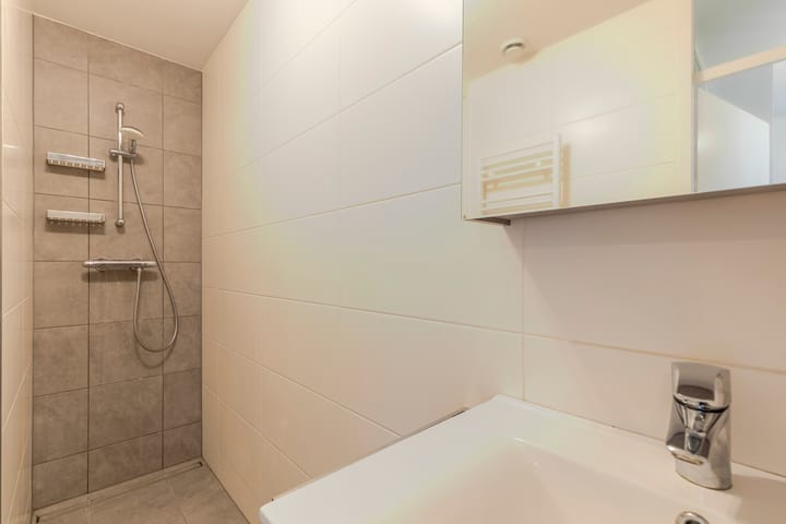 Photo 17 of Irenestraat 56