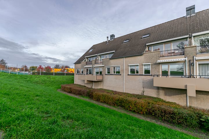 Photo 25 of Irenestraat 56