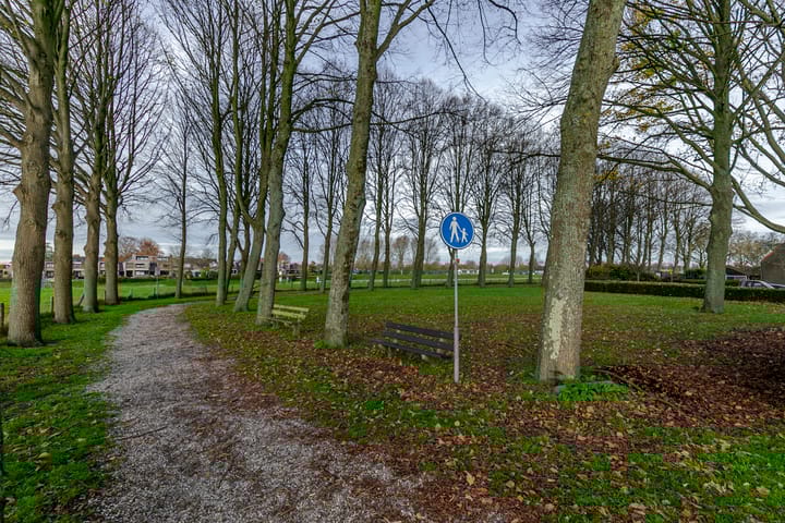 Photo 33 of Irenestraat 56