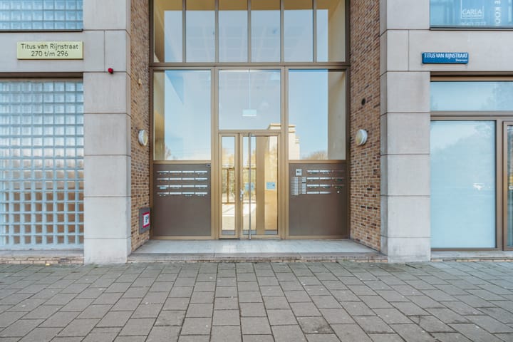 Photo 6 of Titus van Rijnstraat 274