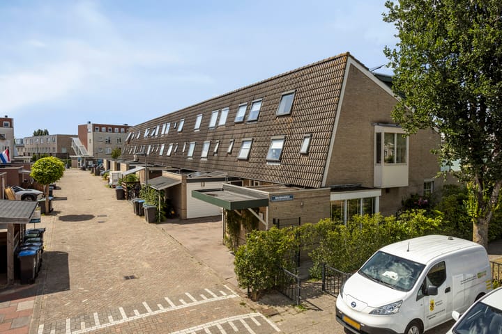 Foto 39 van Basilicumveld 11