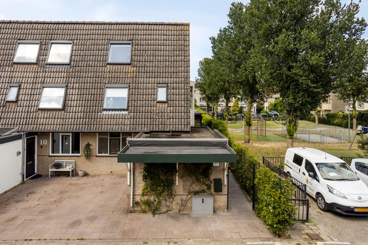 Foto 40 van Basilicumveld 11