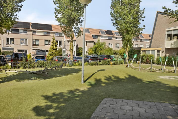 Foto 38 van Basilicumveld 11