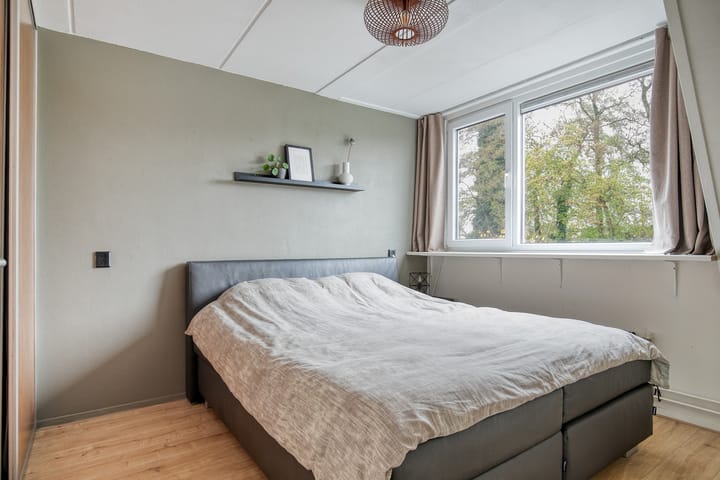 Photo 14 of Brederodelaan 62