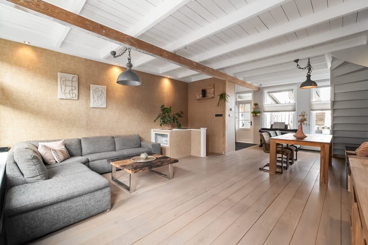 Photo 2 of Spoorstraat 88