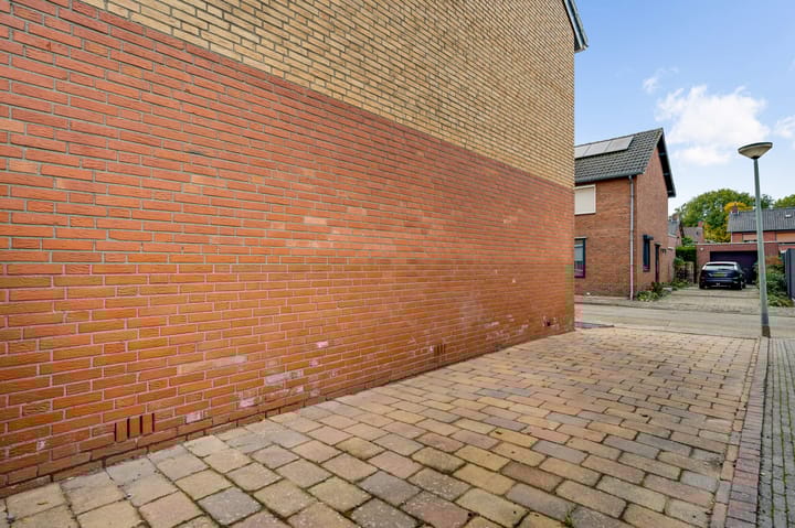 Photo 26 of Van Cuykweg 3