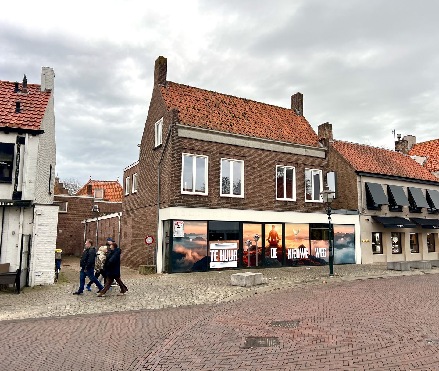 View photo 2 of Nieuwe weg 1