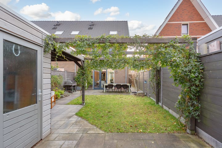 Photo 42 of Oleanderlaan 66