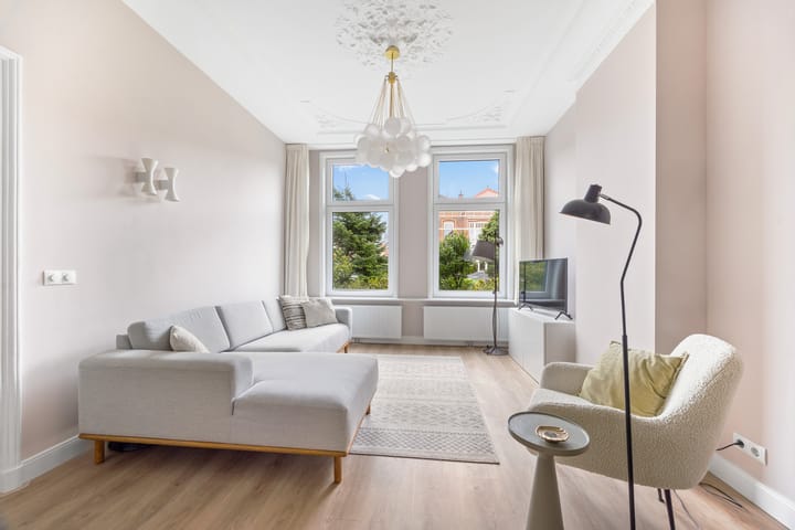 Photo 11 of Koninginnelaan 34