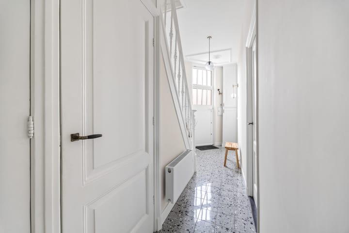 Photo 19 of Koninginnelaan 34