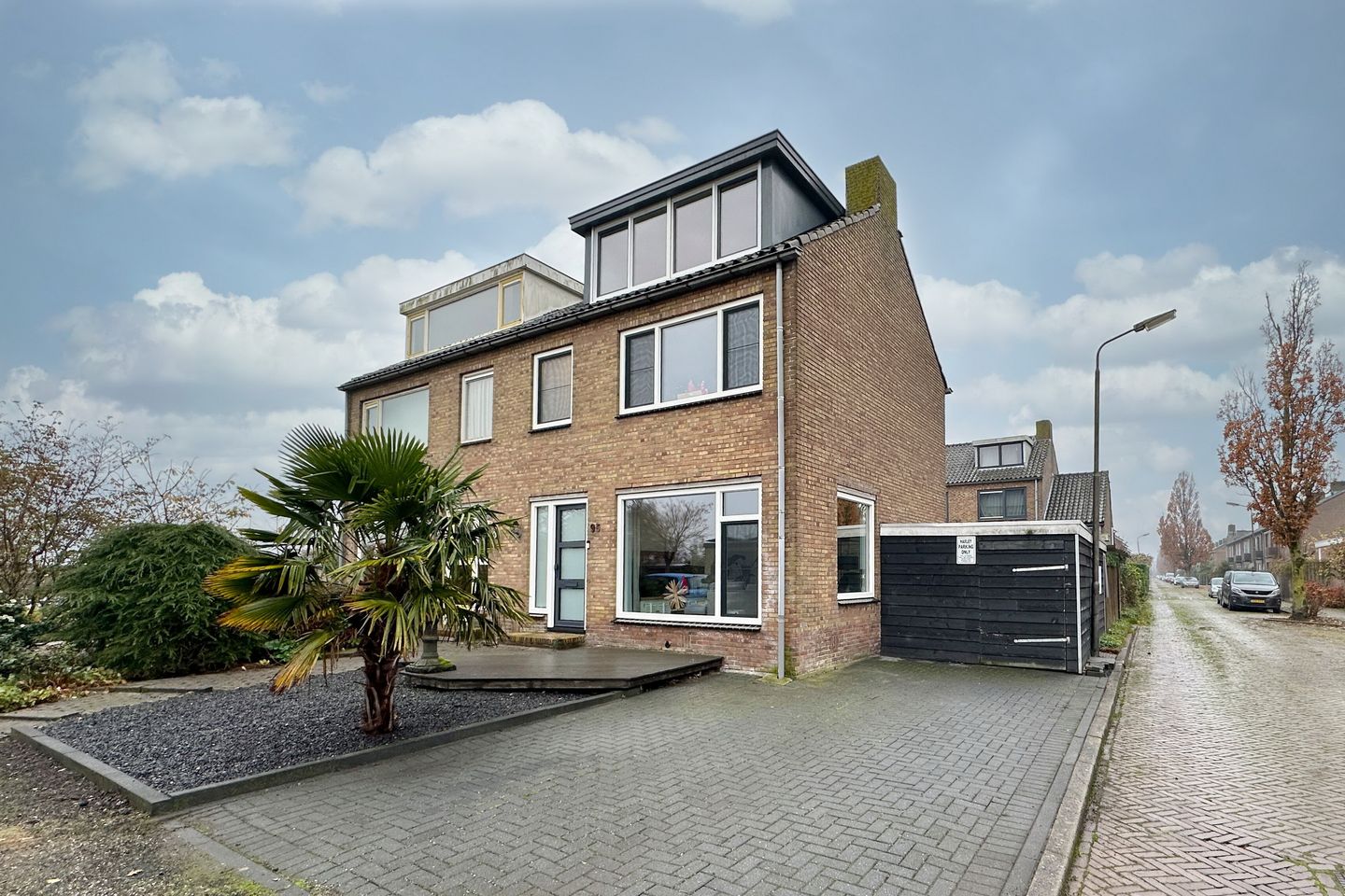 Photo 1 of Azalealaan 95