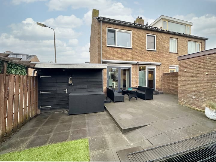 Photo 22 of Azalealaan 95