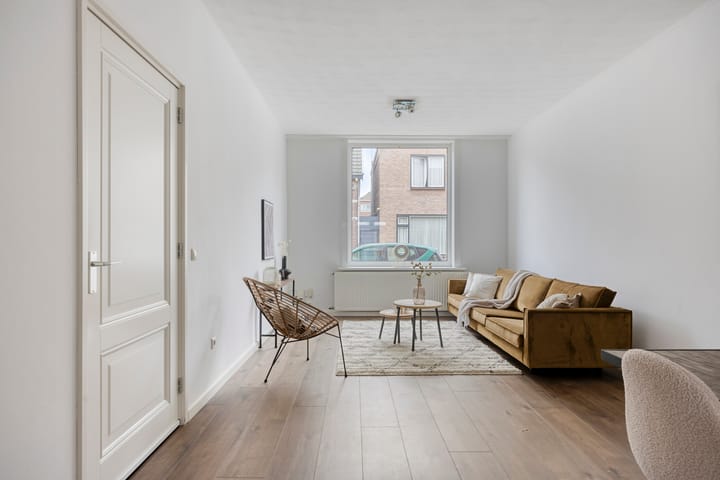 Photo 9 of de Vriesstraat 6