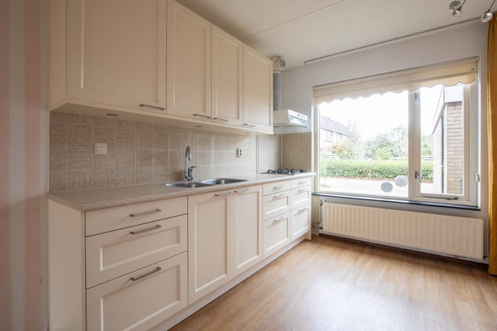 Photo 3 of Hoofdenburg 129