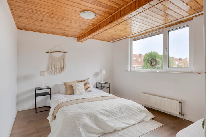 Photo 25 of de Vriesstraat 6