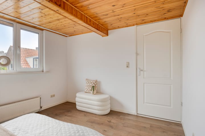 Photo 26 of de Vriesstraat 6