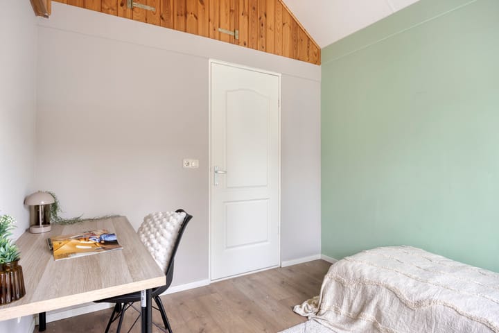 Photo 32 of de Vriesstraat 6