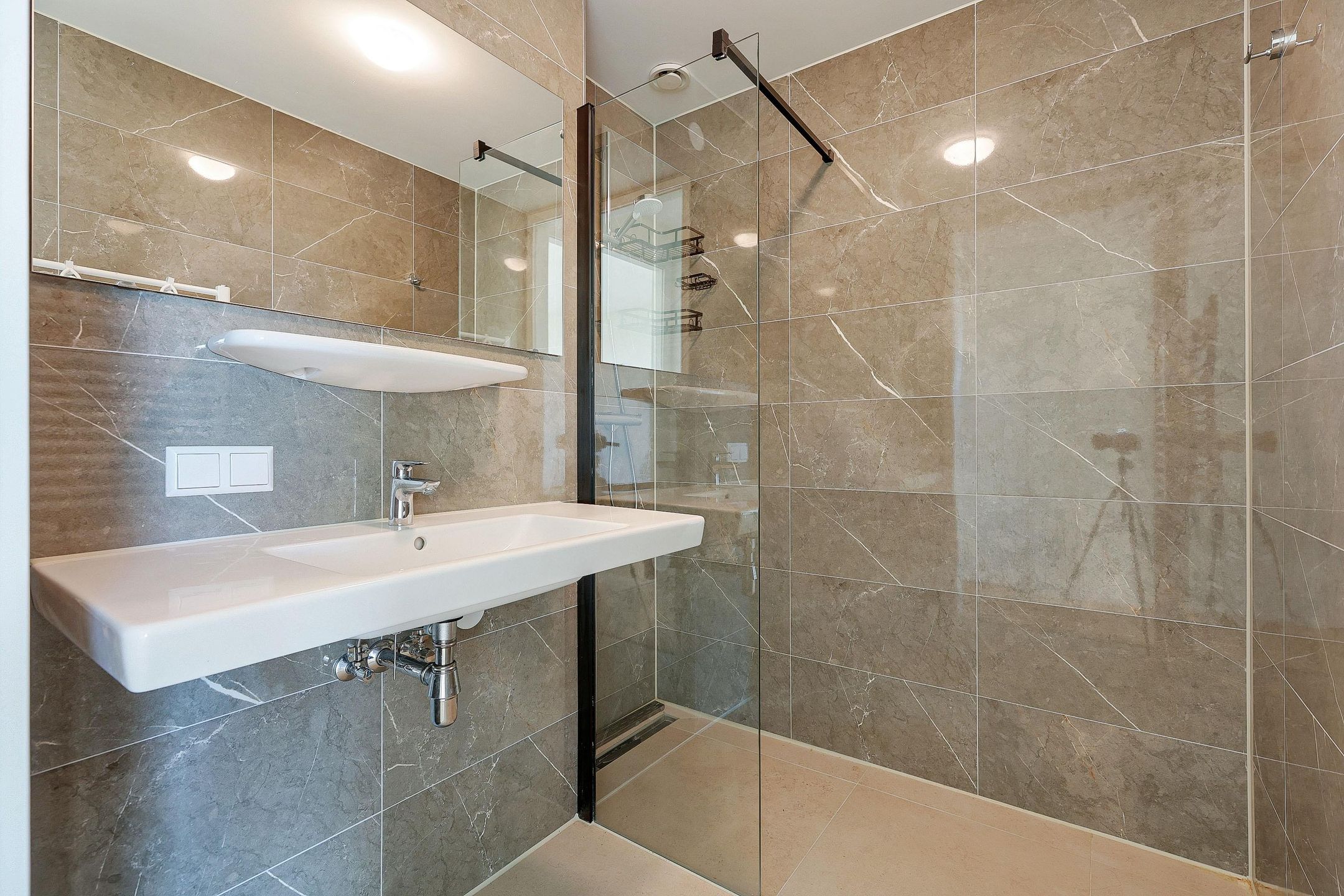 Foto 9 van Bijlmerplein 858-H11