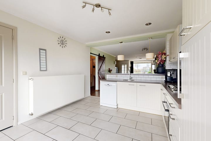 Photo 23 of Oliemolenstraat 38