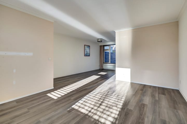 Photo 6 of Burgemeester Teijssenlaan 25