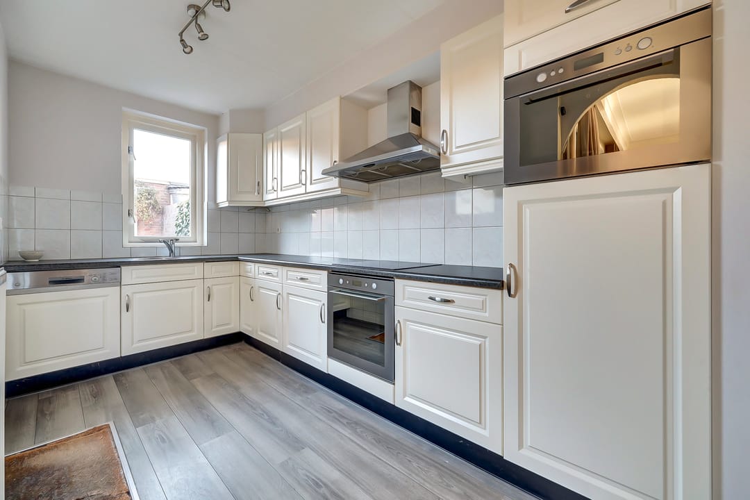 Photo 8 of Burgemeester Teijssenlaan 25