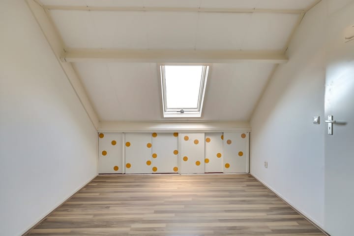 Photo 26 of Burgemeester Teijssenlaan 25