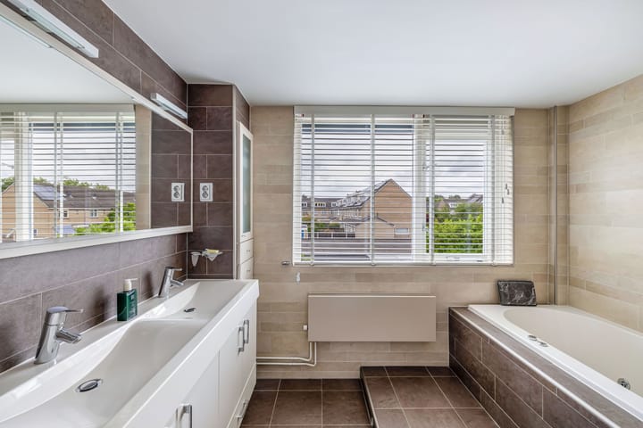 Photo 4 of De Weer 113