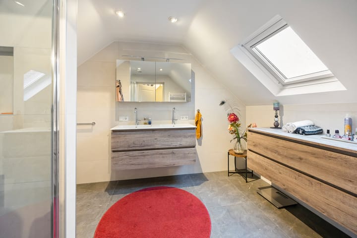 Photo 3 of De Laren 15