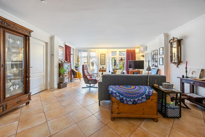 Photo 13 of De Laren 15