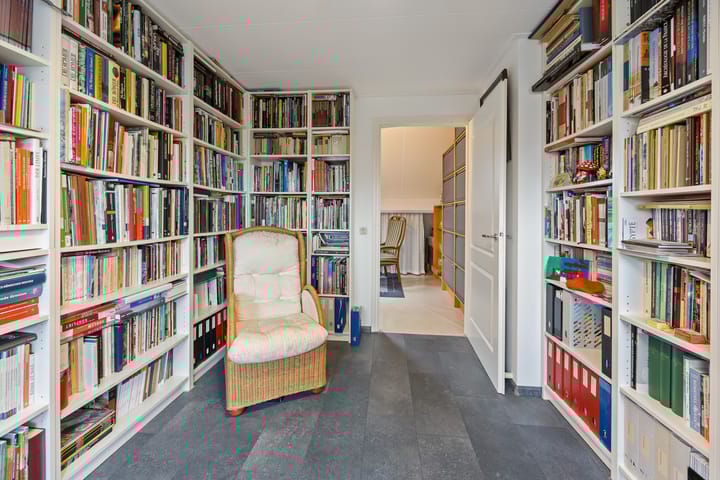 Photo 47 of De Laren 15