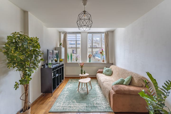 Photo 7 of Dokter Stavermanstraat 43-B