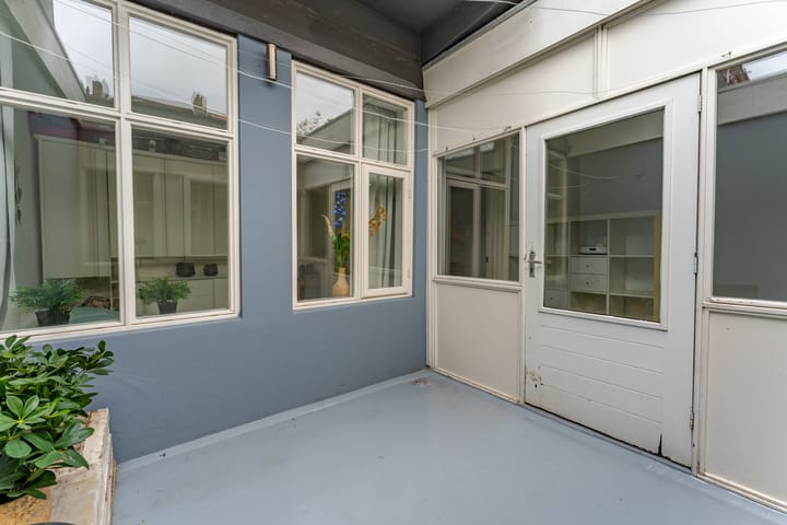 Photo 13 of Dokter Stavermanstraat 43-B