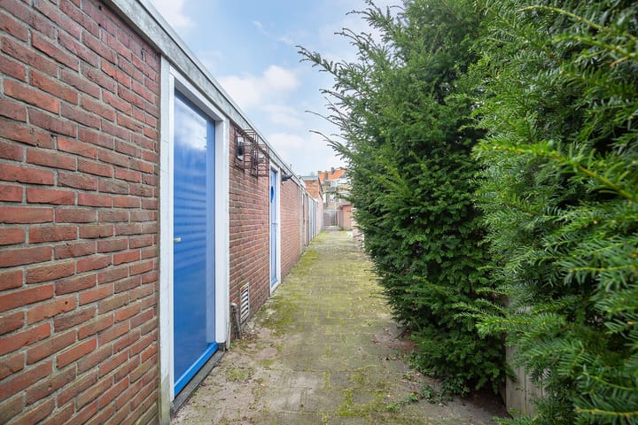 Photo 19 of Dokter Stavermanstraat 43-B