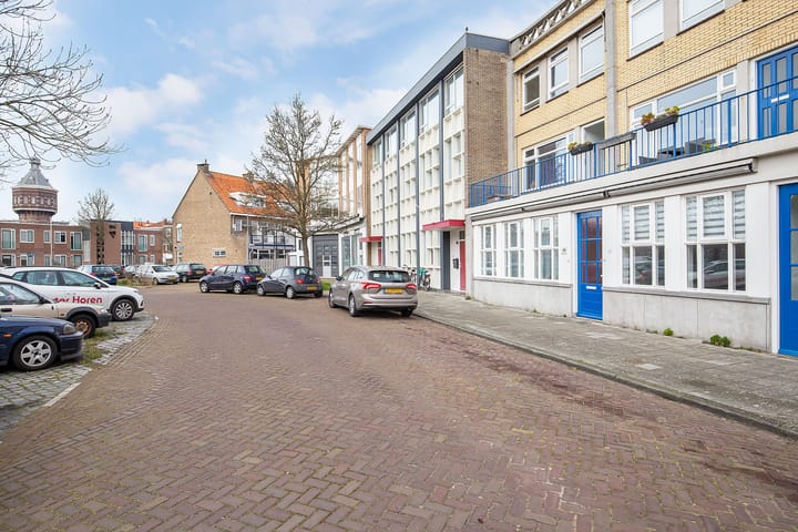 Photo 20 of Dokter Stavermanstraat 43-B