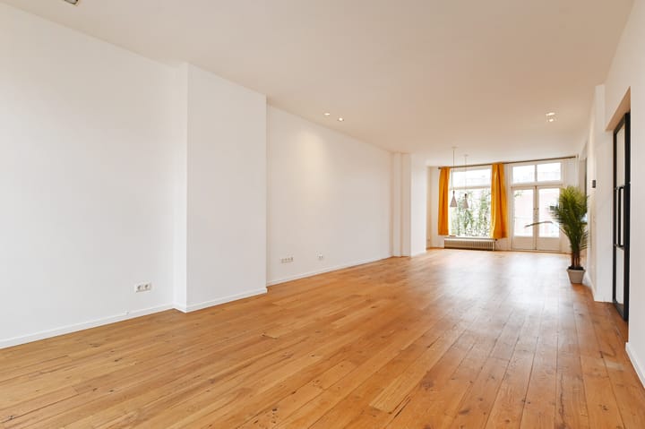 Photo 11 of Hugo de Grootstraat 9-A