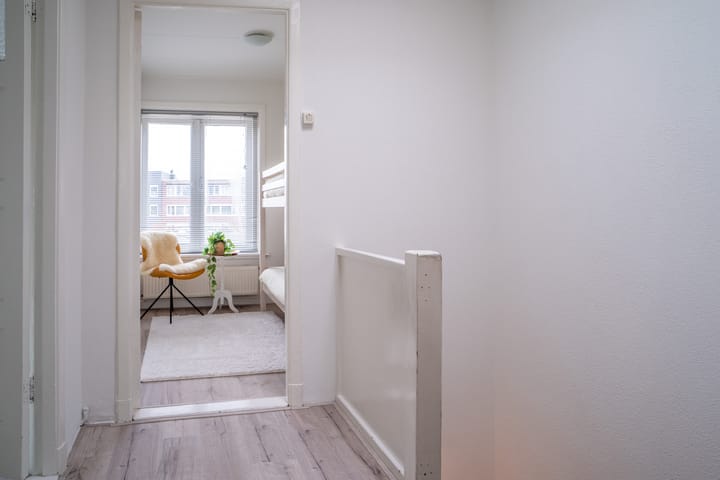 Photo 22 of Helper Oostsingel 26