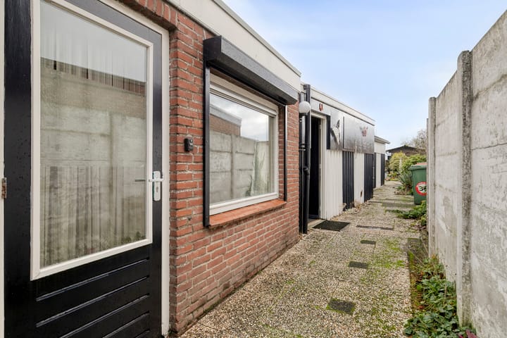 Photo 24 of Moerstraatseweg 126